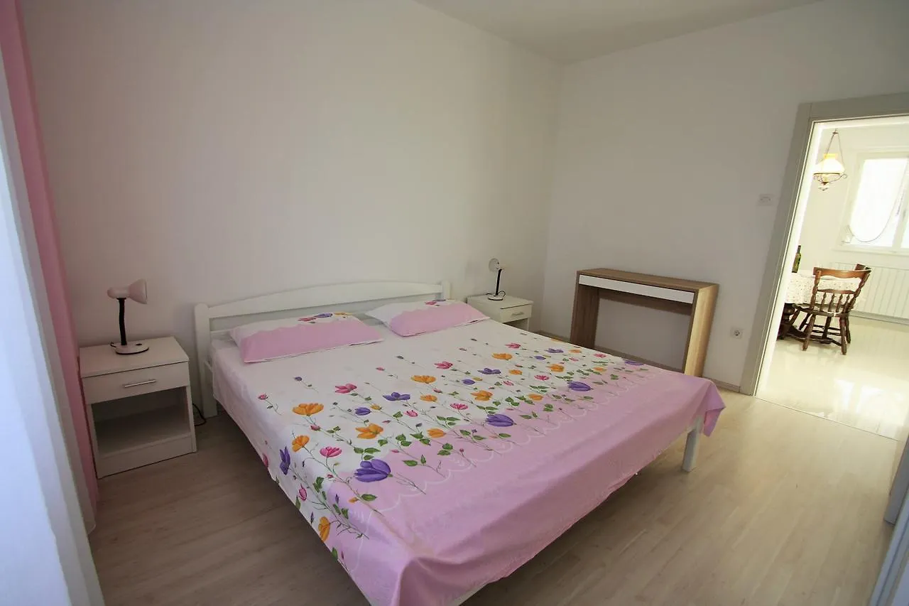 Apartment Aldo Πόρετς